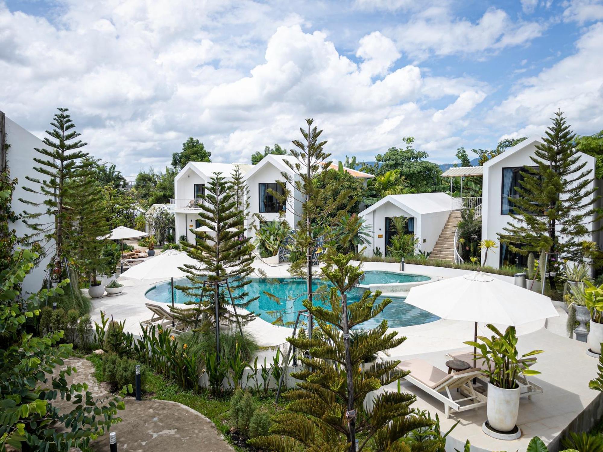Montagne Residence Kampot Exterior foto